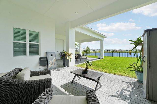 15187 Wildwood Circle, Westlake, FL 33470