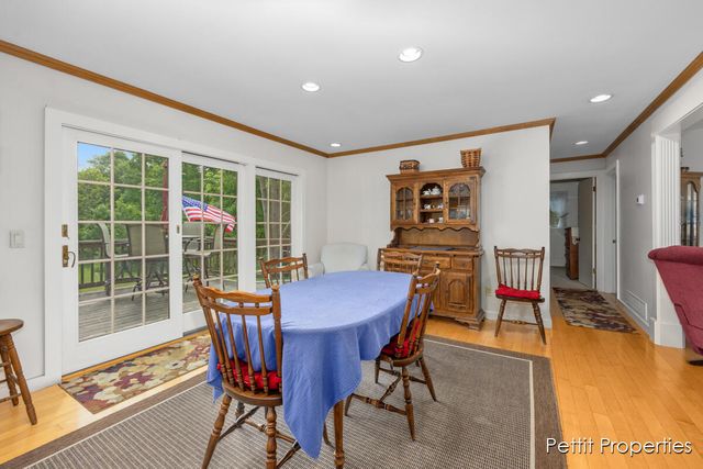 7544 Thornapple River Drive, Caledonia, MI 49316