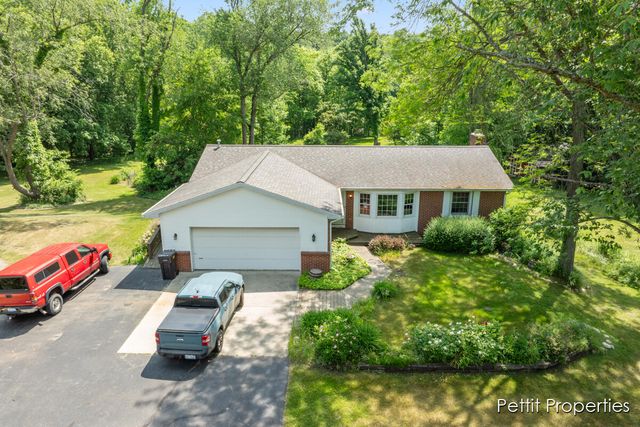 7544 Thornapple River Drive, Caledonia, MI 49316