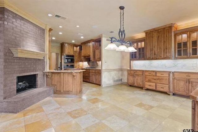 3406 Pebblebrook Drive, Tyler, TX 75707