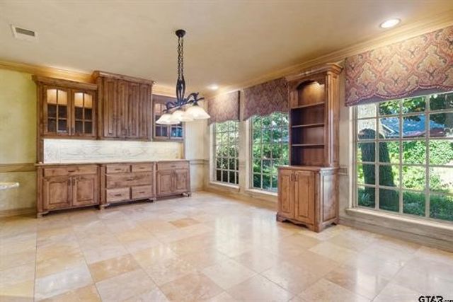 3406 Pebblebrook Drive, Tyler, TX 75707