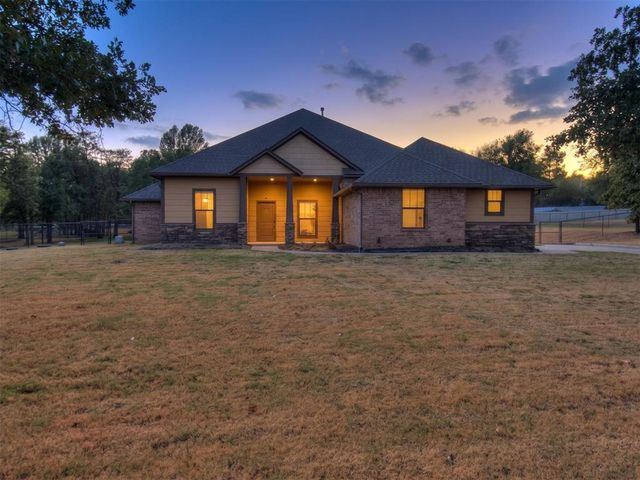 3023 Piper Lane, Choctaw, OK 73020
