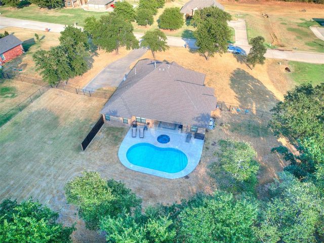 3023 Piper Lane, Choctaw, OK 73020