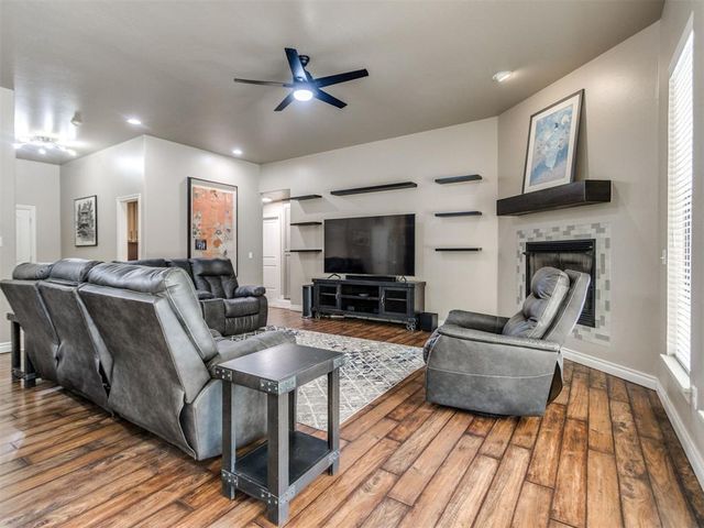 3023 Piper Lane, Choctaw, OK 73020
