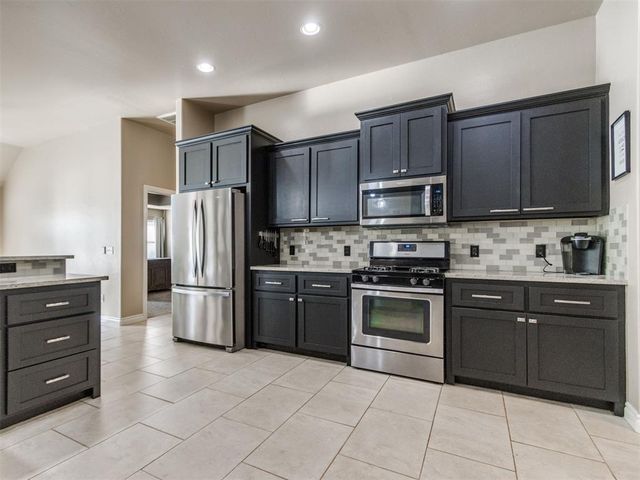 3023 Piper Lane, Choctaw, OK 73020