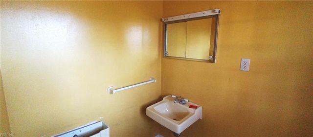 412 Southgate AVE, Virginia Beach, VA 23462