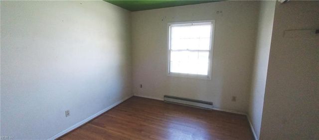 412 Southgate AVE, Virginia Beach, VA 23462