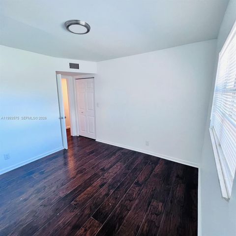 5721 Blueberry Ct 125, Lauderhill, FL 33313