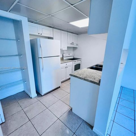 5721 Blueberry Ct 125, Lauderhill, FL 33313