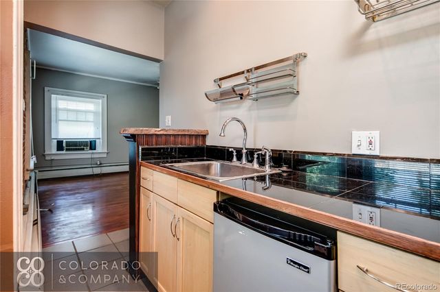 1267 N Marion Street 2, Denver, CO 80218