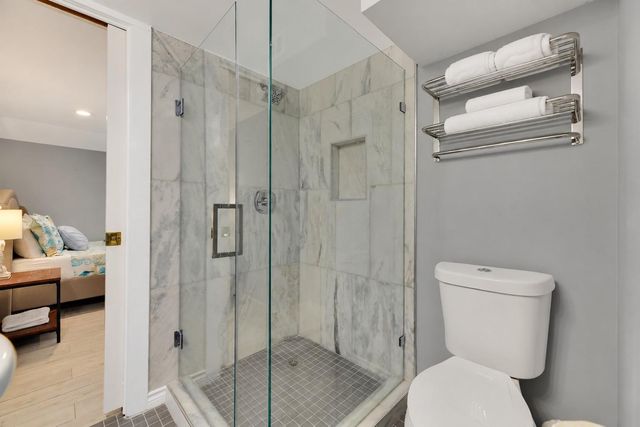 1805 19th Street, Galveston, TX 77550