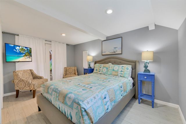 1805 19th Street, Galveston, TX 77550