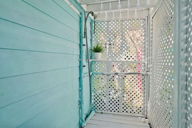 1805 19th Street, Galveston, TX 77550