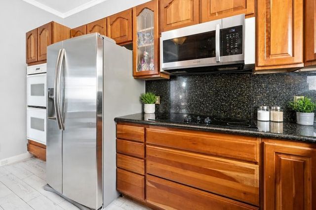 1805 19th Street, Galveston, TX 77550