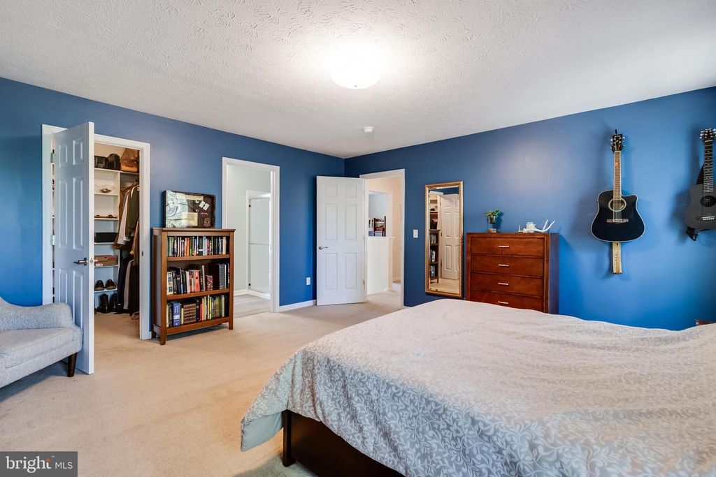 Image 16 of property listing at 23223 SASSAFRAS LN, California, MD 20619