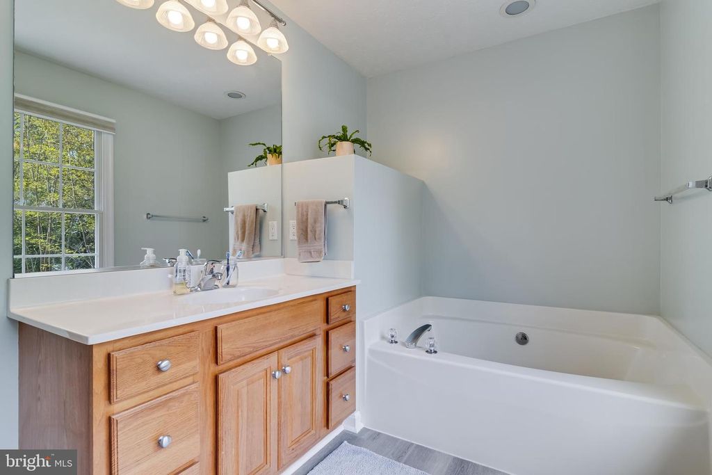 Image 20 of property listing at 23223 SASSAFRAS LN, California, MD 20619