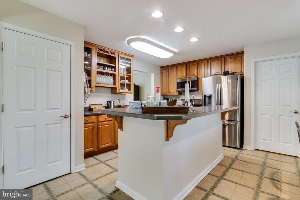 Image 32 of property listing at 23223 SASSAFRAS LN, California, MD 20619