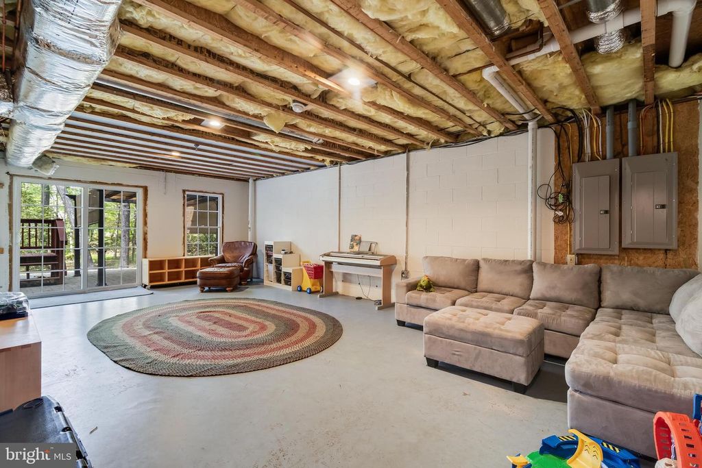 Image 43 of property listing at 23223 SASSAFRAS LN, California, MD 20619