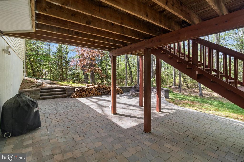 Image 57 of property listing at 23223 SASSAFRAS LN, California, MD 20619