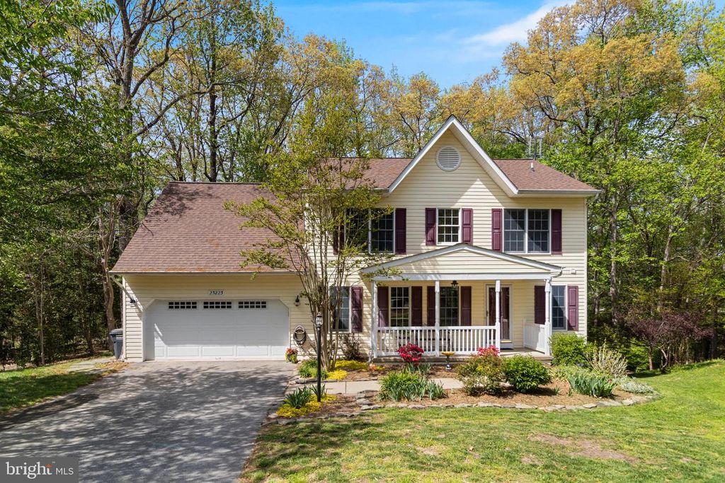 Image 6 of property listing at 23223 SASSAFRAS LN, California, MD 20619