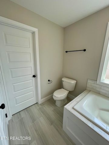 3705 Parker Harrison Way, Knoxville, TN 37924