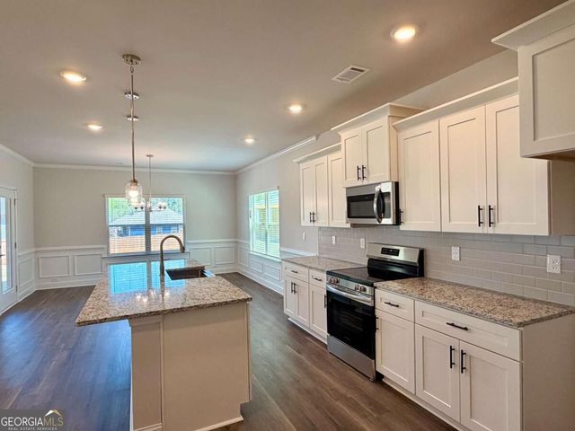 513 Creek Road, Cornelia, GA 30531