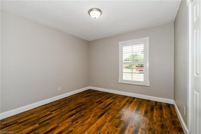 225 SW 37th ST, Cape Coral, FL 33914