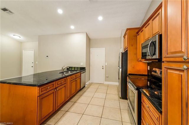 225 SW 37th ST, Cape Coral, FL 33914