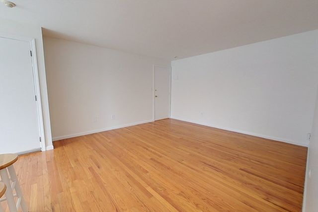 180 Tyngsboro Rd 22A, Chelmsford, MA 01863