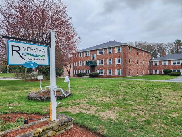 180 Tyngsboro Rd 22A, Chelmsford, MA 01863