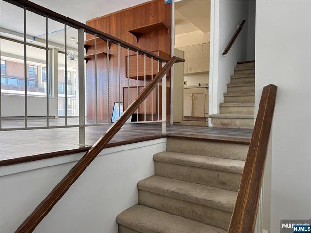 2 Horizon Road G-2, Fort Lee, NJ 07024