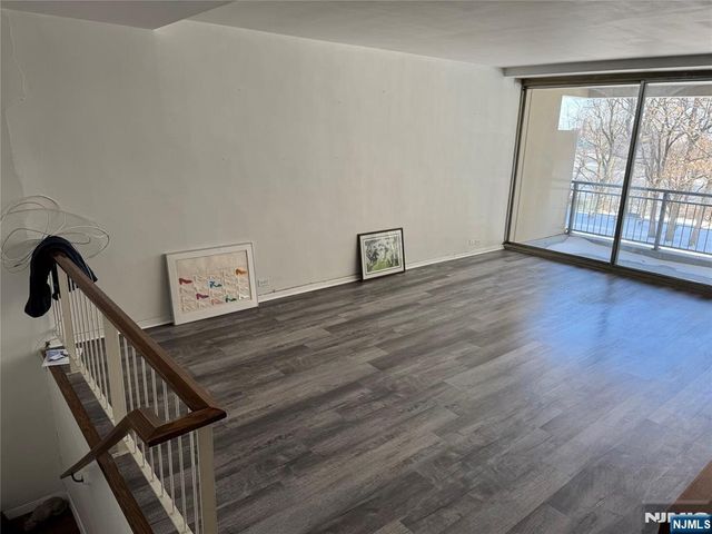 2 Horizon Road G-2, Fort Lee, NJ 07024