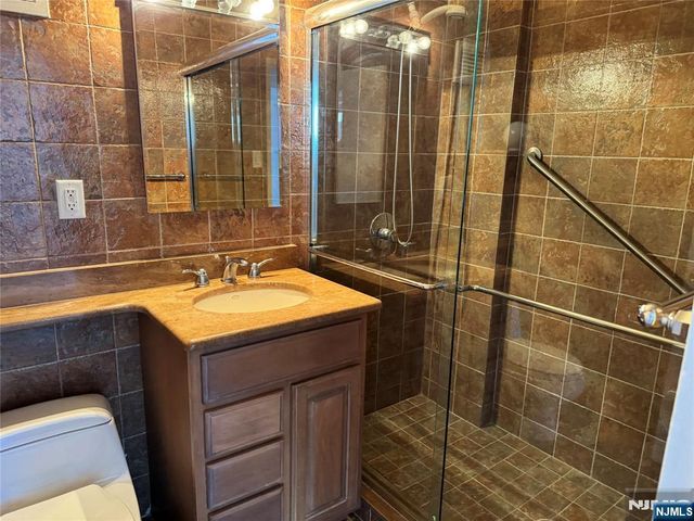 2 Horizon Road G-2, Fort Lee, NJ 07024