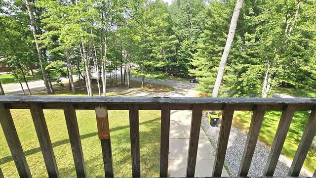 4751 Appleby Court, Gladwin, MI 48624
