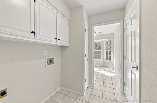 8921 S 73rd East Avenue, Tulsa, OK 74133