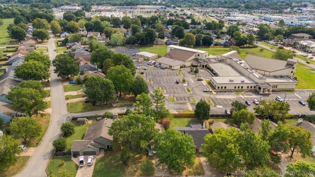 8921 S 73rd East Avenue, Tulsa, OK 74133