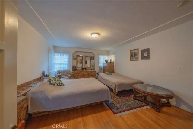 516 N Crescent Heights, Los Angeles, CA 90048
