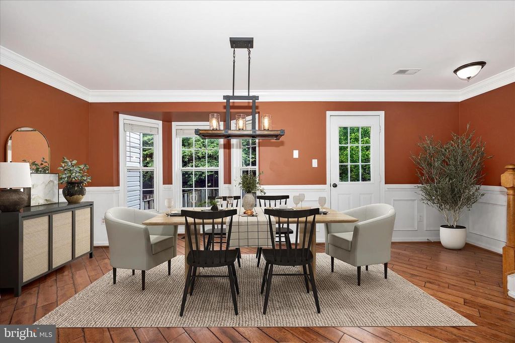 Image 10 of property listing at 211 MOSER CIR, Thurmont, MD 21788