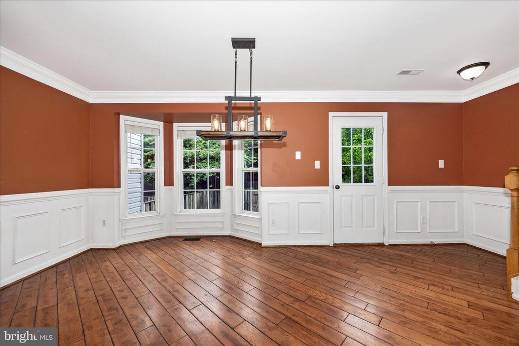 Image 11 of property listing at 211 MOSER CIR, Thurmont, MD 21788