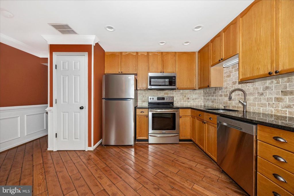Image 18 of property listing at 211 MOSER CIR, Thurmont, MD 21788