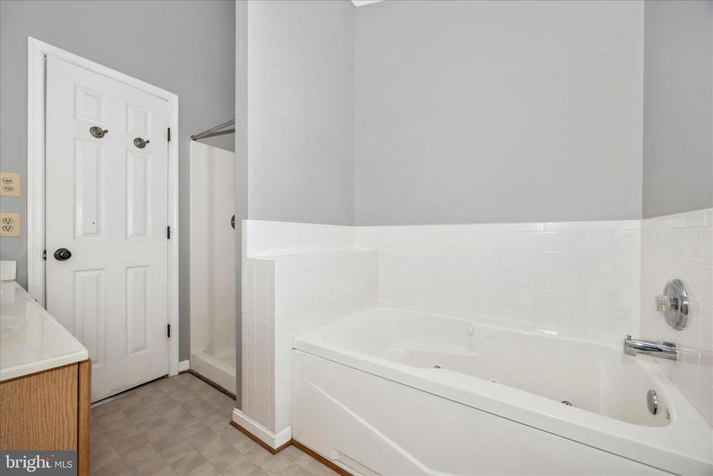 Image 27 of property listing at 211 MOSER CIR, Thurmont, MD 21788