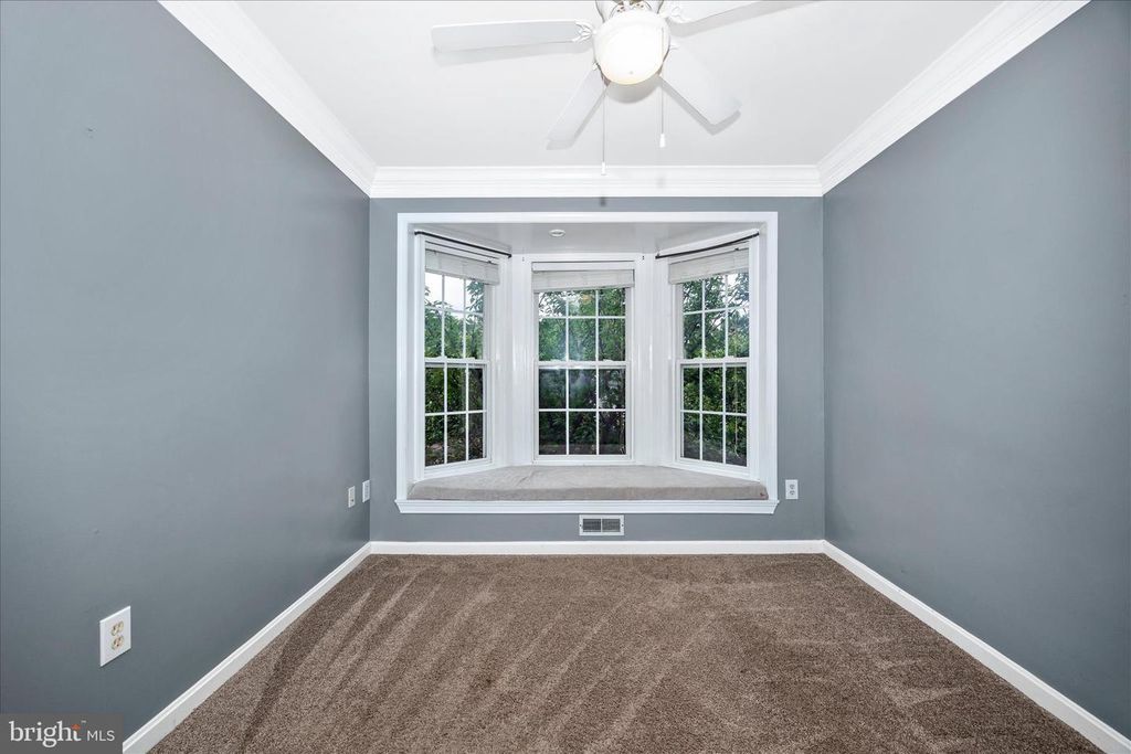 Image 31 of property listing at 211 MOSER CIR, Thurmont, MD 21788