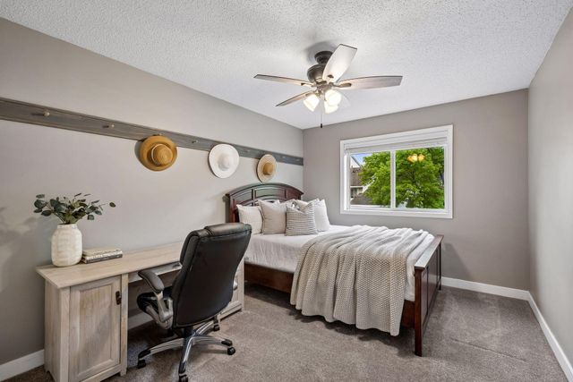 9004 Sawgrass Glen, Maple Grove, MN 55311