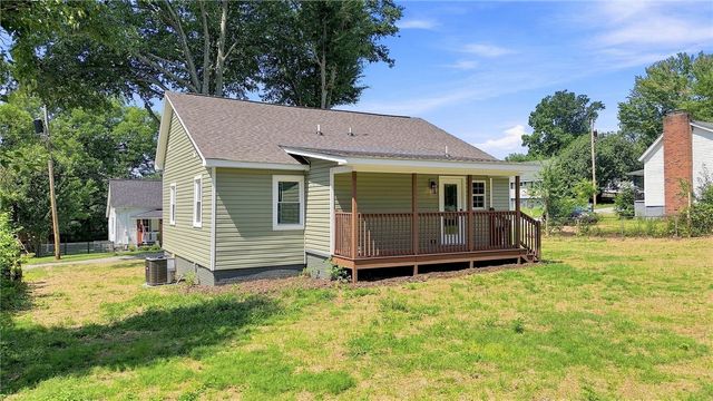 207 South 7th Street, Easley, SC 29640