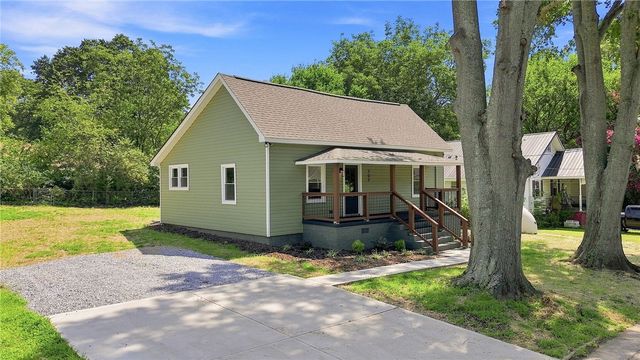 207 South 7th Street, Easley, SC 29640