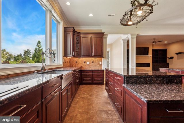 3 TINES FIELD PATH, Newtown, PA 18940