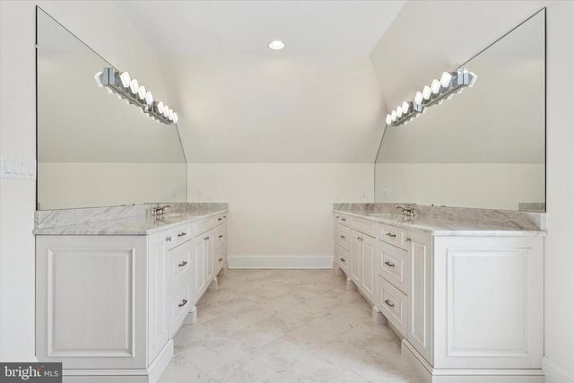 3 TINES FIELD PATH, Newtown, PA 18940