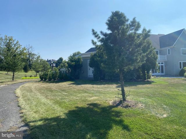 3 TINES FIELD PATH, Newtown, PA 18940