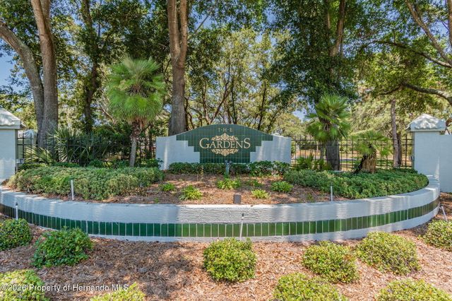 10454 Casa Grande Circle, Spring Hill, FL 34608