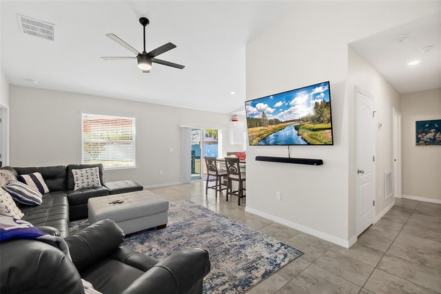 29 LAMONT LANE, Palm Coast, FL 32137